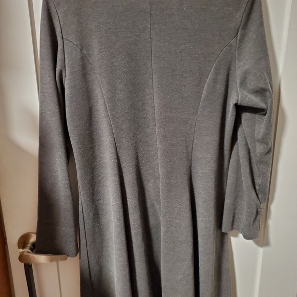 Weekender long sleeve dress - Picture 2 of 2